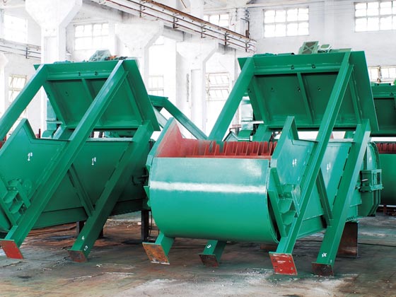 甘蔗中間耙齒輸送機(jī)